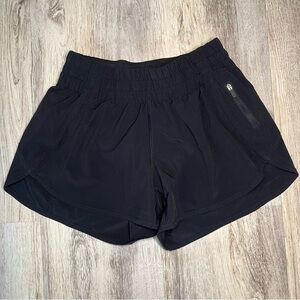 Lululemon Tracker Shorts‎ V Low-Rise 4-Way Stretch 4” Black Size 6 2019 hotty